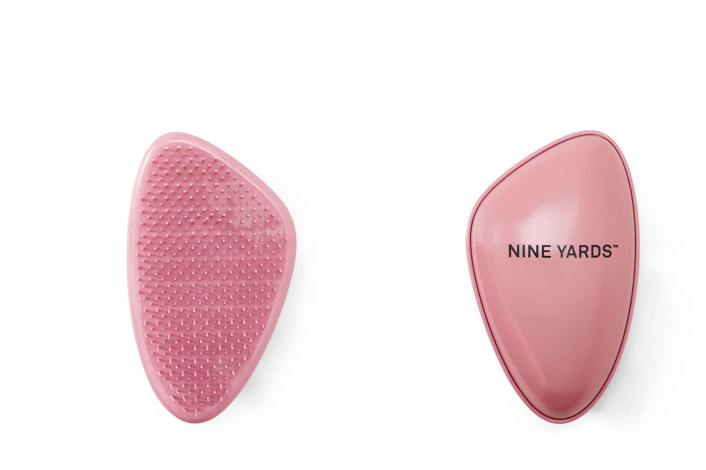 NINE YARDS YOUR FIX _ DETANGLING BRUSH